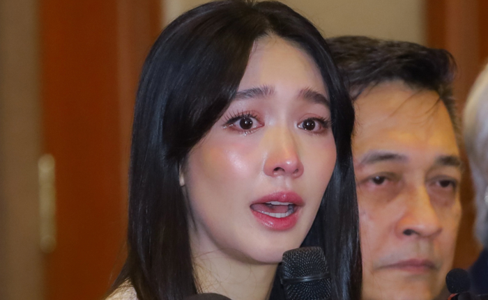 Trước đó, nữ diễn viên Min Pechaya từng bật khóc nức nở, nói xin lỗi và khẳng định bản thân vô tội.