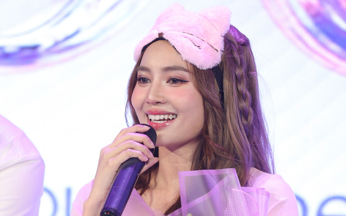 Lan Ngọc vội đính chính khi diện đồ ngủ trình diễn Ảnh 2