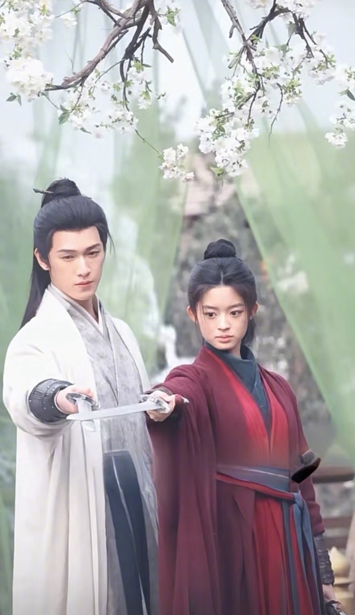 Lý Quân Nhuệ - Hoàng Dương Điền Điềm không hợp vai và cũng chẳng có chemistry.