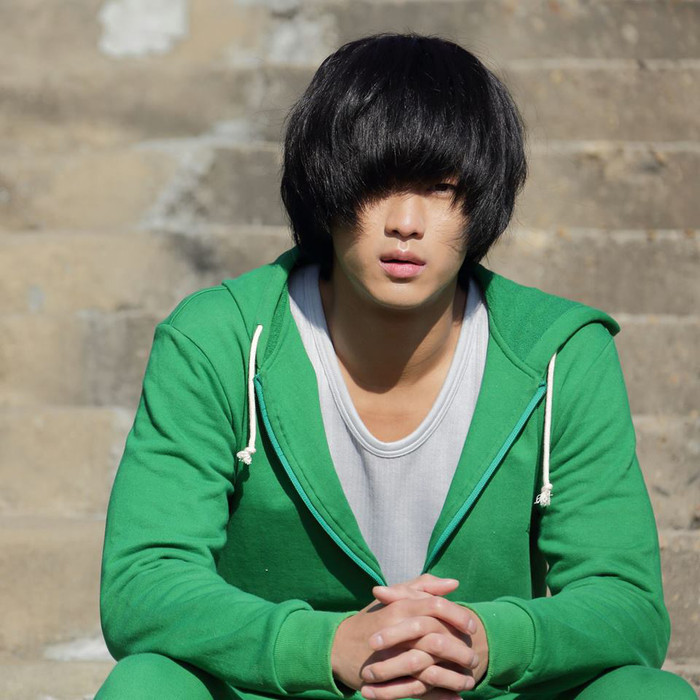 Kim Soo Hyun trong vai diễn 'ngố tàu' và đạt được giải thưởng tại liên hoan phim sau khi bộ phim phát sóng. 