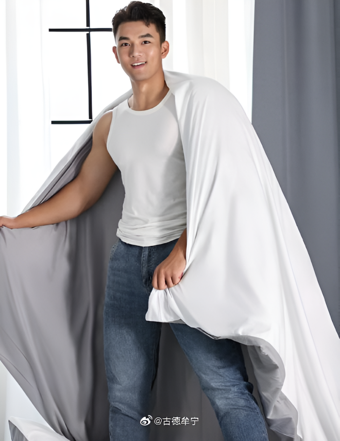 Nam người mẫu trẻ mất tích sau lời mời gọi sang Thái Lan đóng phim.