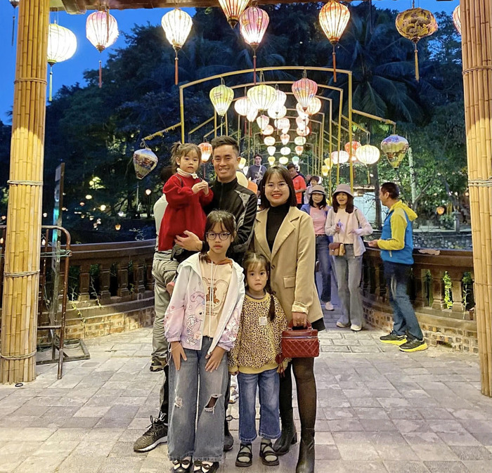 Gia đình chị Bùi Kim Thoa. (Ảnh FBNV)