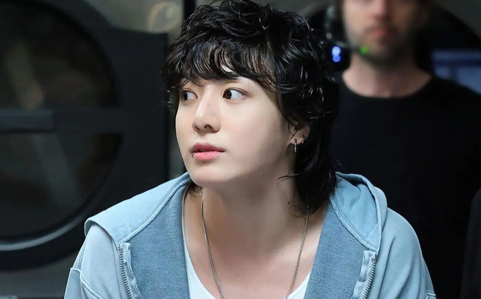 Chuyện gì đang xảy ra với JungKook (BTS)? Ảnh 2