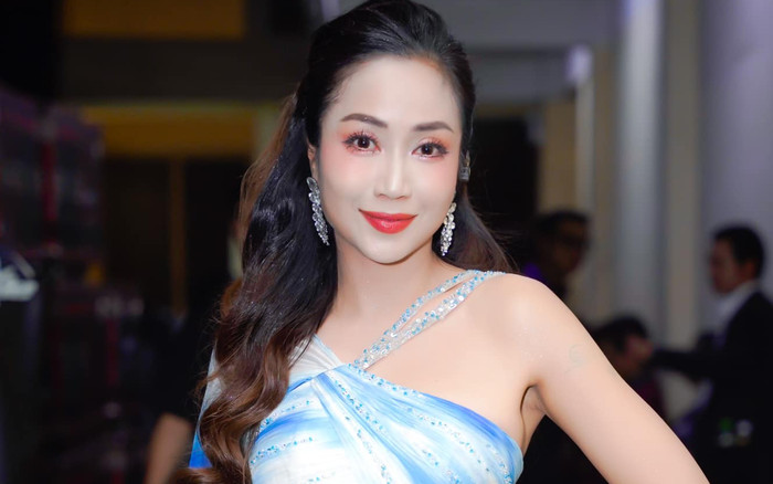 Ốc Thanh Vân về nước, hội ngộ NSND Hồng Vân trong kịch Tết Ảnh 2