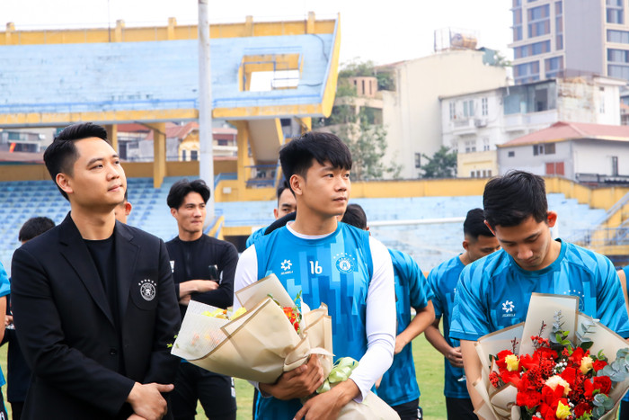 Bên cạnh Duy Mạnh, Thành Chung cũng là cái tên được giới truyền thông và khán giả chú ý khi cùng đồng đội giành chiến thắng tại AFF Cup 2024. 