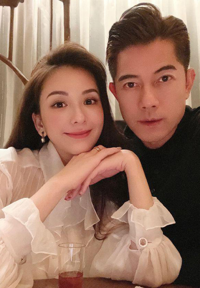 Quách Phú Thành là một người rất yêu chiều vợ con. (Ảnh: Weibo)