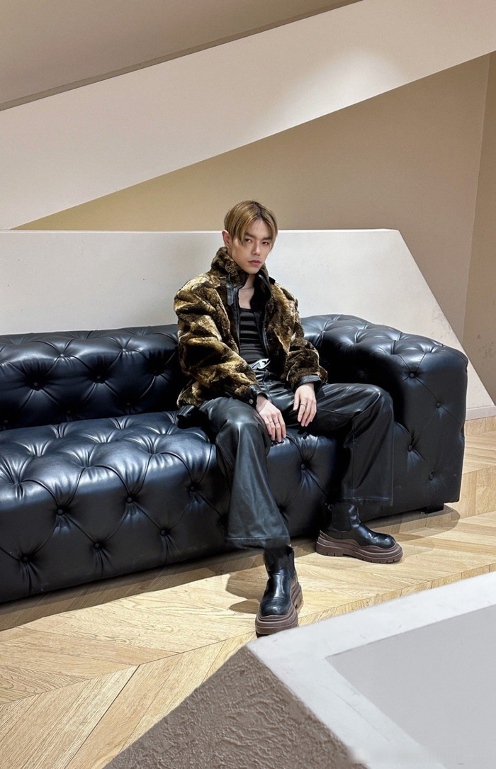 Gia đình của nam nghệ sĩ từng gặp khó khăn tài chính, được nhiều người ủng hộ để giúp Giải Hiểu Đông được chữa trị. (Ảnh từ St Headline)