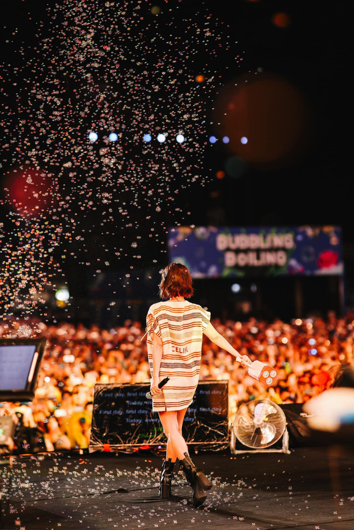 Nữ ca sĩ ủng hộ 35 tỷ đồng từ thiện, quyết tâm giữ kín danh tính Ảnh 1