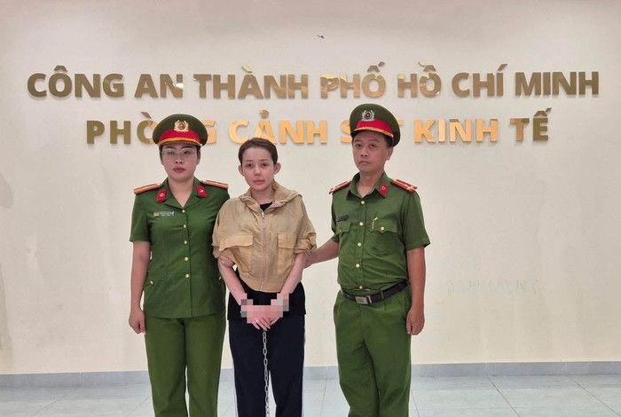 Võ Thị Ngọc Ngân (DJ Ngân 98) bị bắt tạm giam.