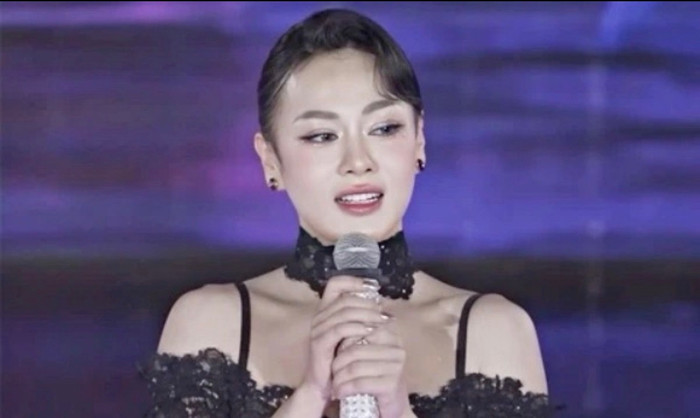 Bốn năm sau Hương vị tình thân, Phương Oanh trở lại màn ảnh nhỏ với Gió ngang khoảng trời xanh, và có thể nói, cô đã thắng.