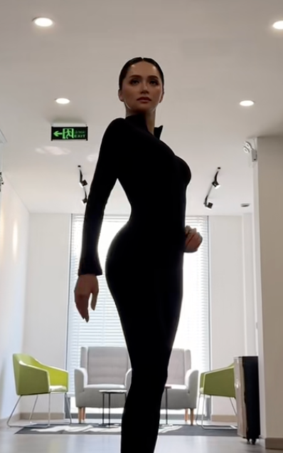 Hương Giang vướng nghi vấn đã 'trùng tu' vòng 3 trước thềm Miss Universe. Ảnh: TikTok Nhân vật