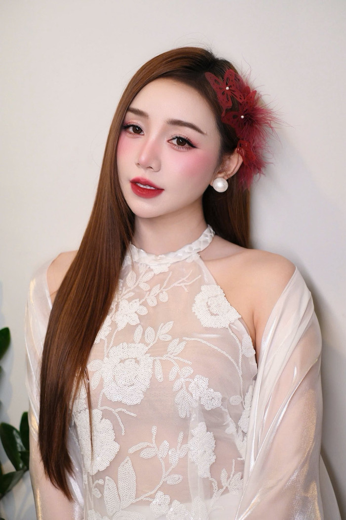 Cơ ngợi hiện tại có được là nhờ sự thành công tới từ con đường nghệ thuật (Ảnh: FBNV).