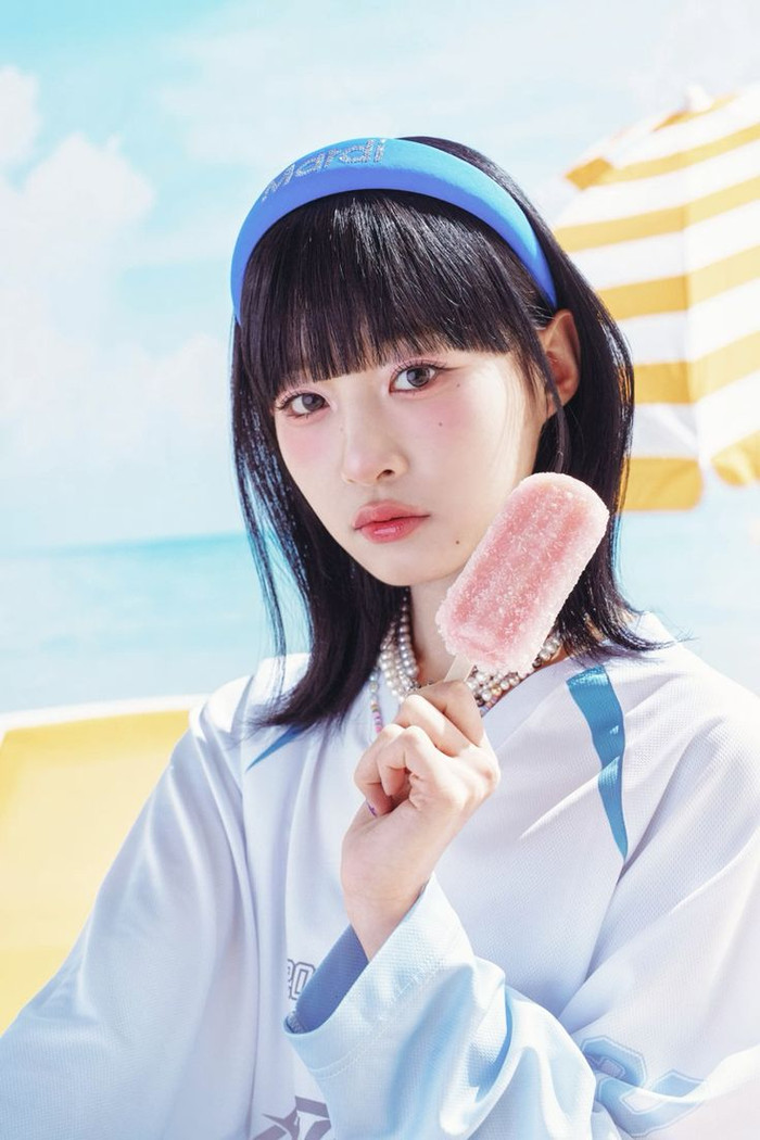 Shizuki Iida là hậu bối của Ohira Shosei.
