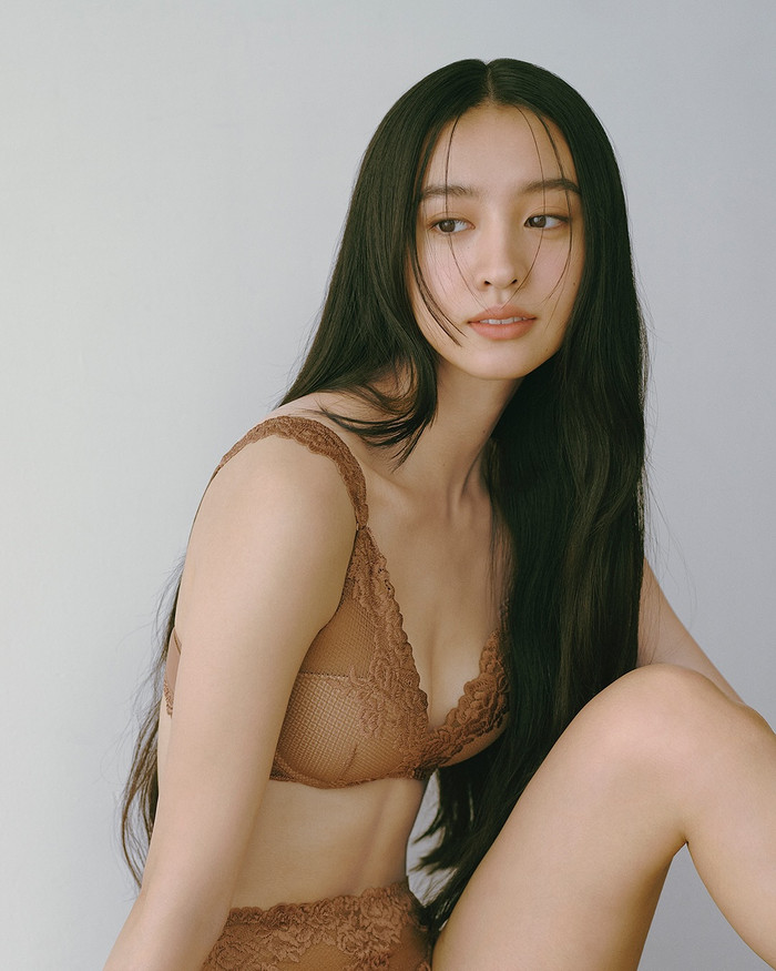 Nữ nhạc sĩ xinh đẹp bậc nhất showbiz trở thành 'thiên thần nội y', xem trọn bộ ảnh ai cũng xuýt xoa đẹp không tì vết Ảnh 6