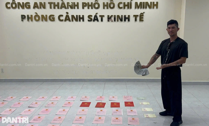 Tài sản 'khủng' bên trong két sắt của vợ chồng Ngân 98. (Nguồn: Dân trí)