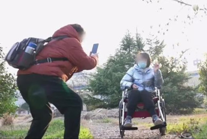 Người đàn ông bỏ rơi vợ liệt toàn thân, chiếm đoạt tiền bán nhà rồi trốn biệt 5 năm: 'Thà đi tù còn hơn' Ảnh 3