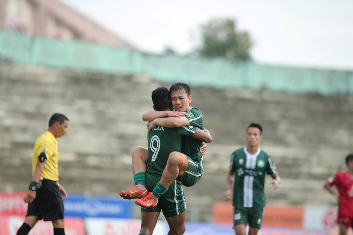 Hai bàn thắng của tiền vệ Trần Minh Vương đã giúp Đồng Nai thắng Long An. Ảnh: CLB Đồng Nai