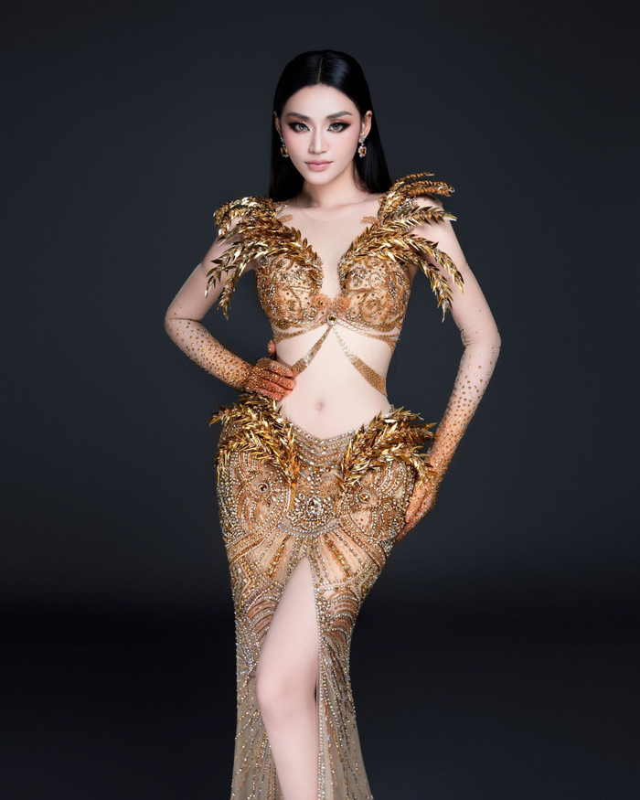 Hành trình của Yến Nhi tại Miss Grand từng vướng nhiều tranh cãi trái chiều. Dù vậy, ở phần thi Bán kết vừa qua, nàng hậu đã giữ tinh thần và có màn thể hiện được nhiều khán giả đánh giá tích cực. (Ảnh FBNV)