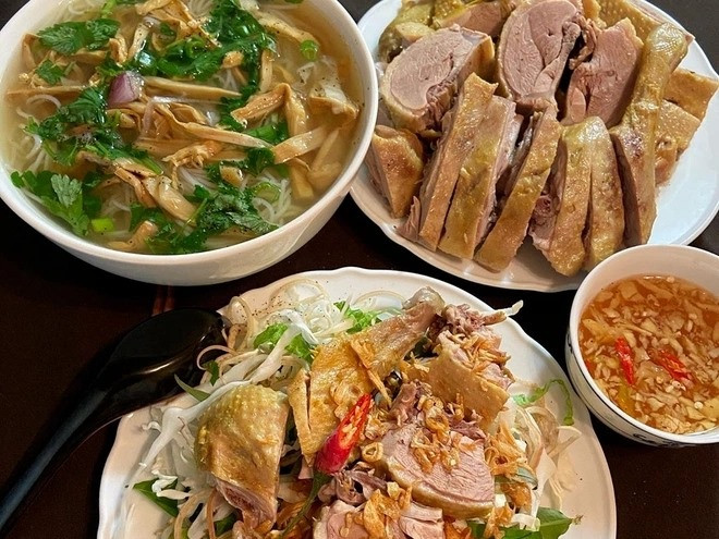 Phần dưới da cổ vịt lại chứa nhiều tuyến bạch huyết, nơi tích tụ độc tố, vi khuẩn và tật bệnh của con vật. (Ảnh minh họa)