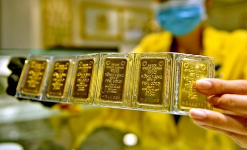 Giá vàng hôm nay (2/10): Dân đầu tư lại lăn tăn trước vàng nhẫn Ảnh 1