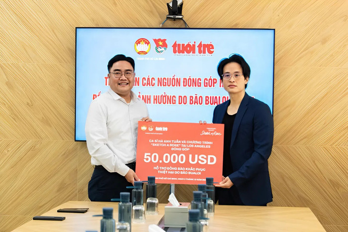 Hành động của ca sĩ Hà Anh Tuấn và cộng đồng có ý nghĩa thiết thực trong bối cảnh thiệt hại do bão Bualoi (bão số 10) gây ra là rất nặng nề (Ảnh: Thành Đoàn TP.HCM)