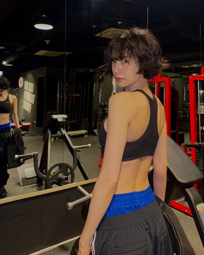 Nana đã nỗ lực xoá nhiều vết xăm trên cơ thể. Ảnh: IGNV