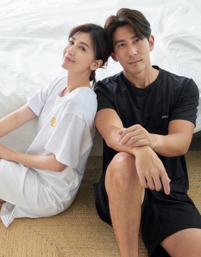 Tu Kiệt Khải và Giả Tịnh Văn là cặp đôi được công chúng yêu mến.