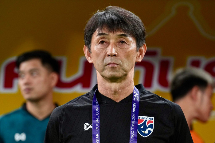 Nữ tỷ phú Madam Pang bất ngờ sa thải HLV Masatada Ishii vào chiều nay.