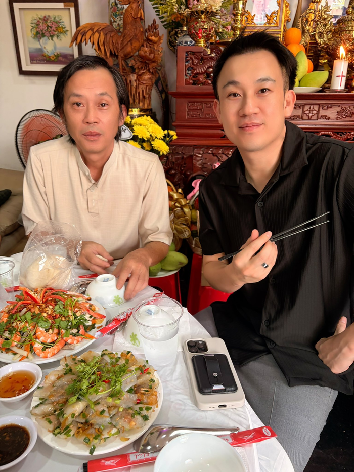 Hình ảnh mới đây của Hoài Linh được em trai chia sẻ.