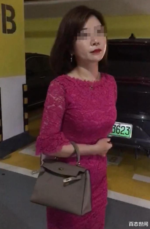 Cô vợ xinh đẹp bị bắt tại trận ngoại tình, nói một câu khiến người chồng bật khóc trong bất lực Ảnh 4