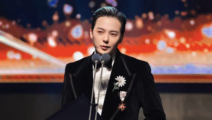 G-Dragon phát biểu khi được nhận Huân chương Văn hóa tại buổi lễ (Ảnh: Daisy).