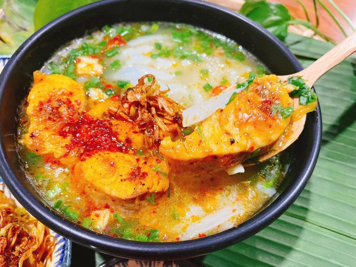 Cháo cá vạt giường là đặc sản nức tiếng vùng đất Quảng Trị, từng được bình chọn vào top 100 món ăn đặc sản và top 100 đặc sản quà tặng năm 2020-2021. (Nguồn: Hằng Lê)