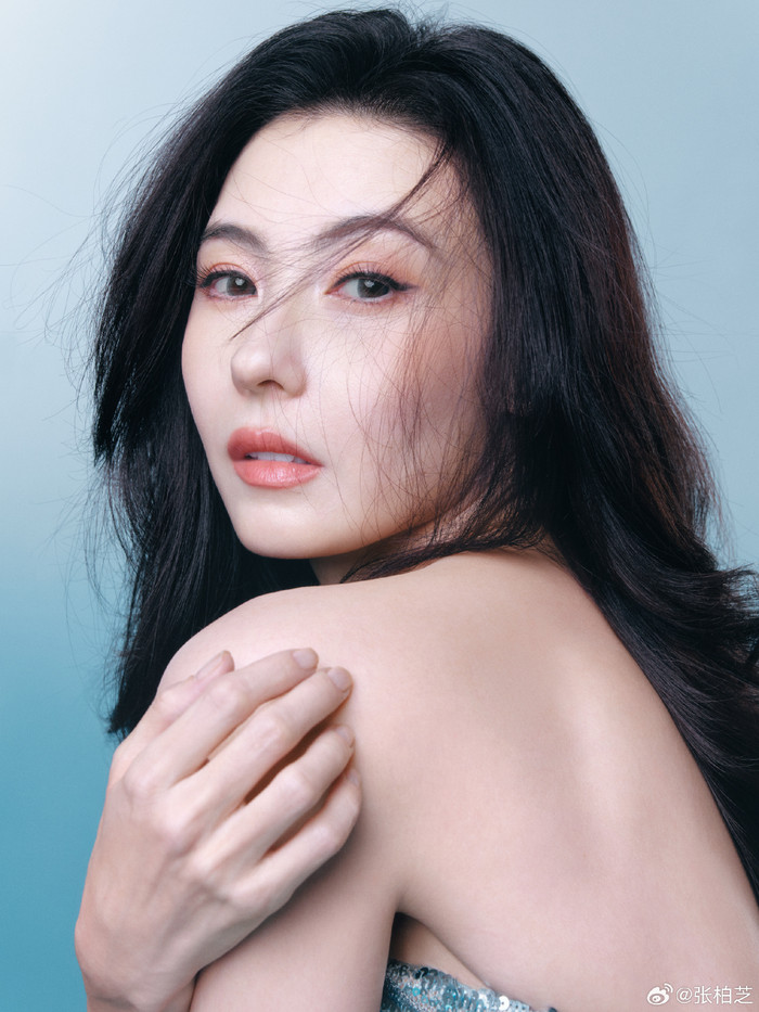 Chuyện đời tư và tình cảm của nghệ sĩ luôn là đề tài thu hút sự quan tâm đặc biệt của công chúng. (Ảnh Sohu)