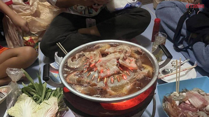 5 người ngất xỉu thành hàng dài sau khi ăn thịt heo, nhập viện khẩn cấp Ảnh 1