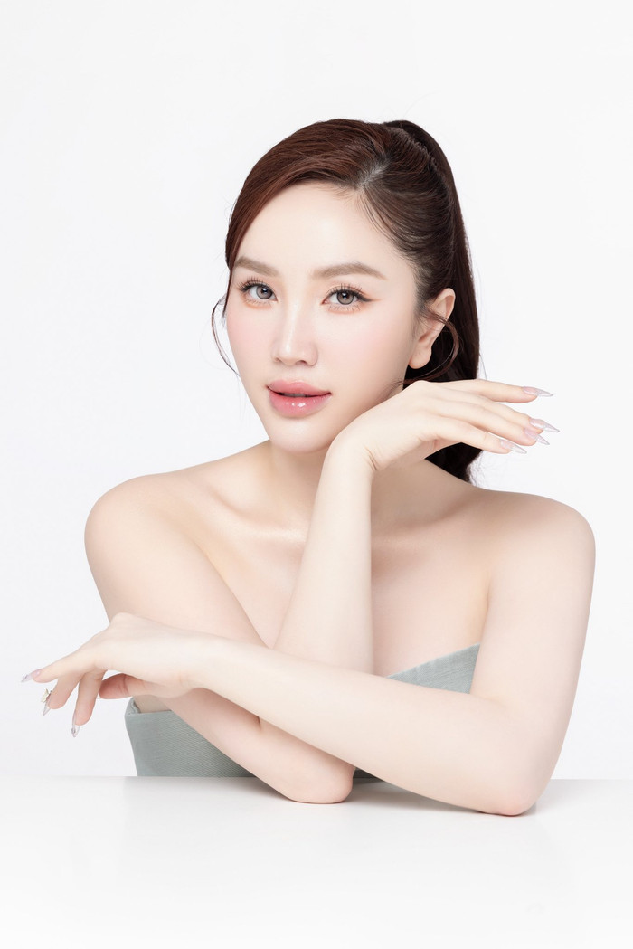 Dù ở tuổi 37, nhan sắc và vóc dáng của ca sĩ Bảo Thy vẫn khiến công chúng trầm trồ (Ảnh: FBNV).