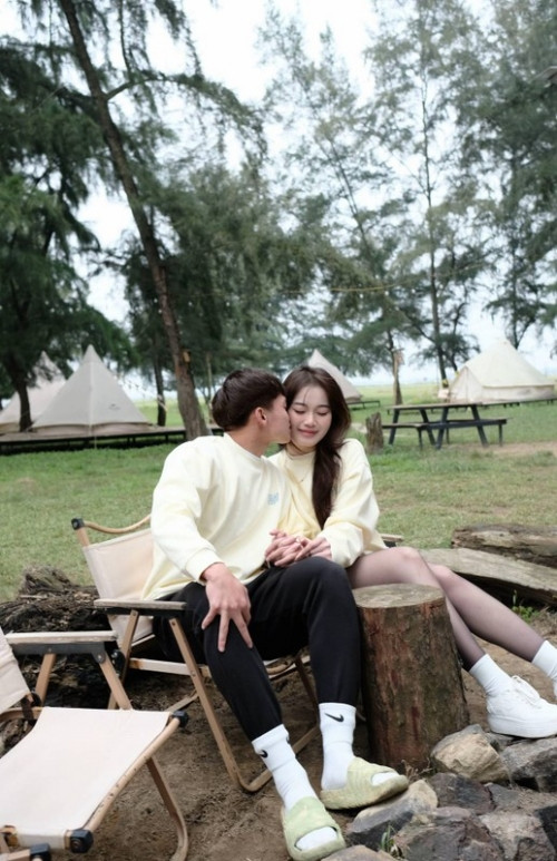 Chuyện tình của Hồ Văn Cường nhận được sự quan tâm của đông đảo người hâm mộ.