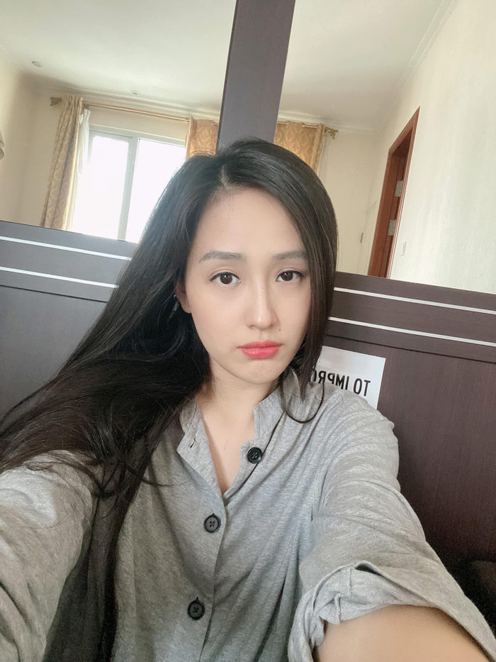 Mai Phương Thúy thoải mái khoe mặt mộc mỗi khi xuất hiện trên mạng xã hội. Ảnh: FBNV