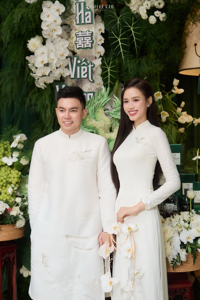 Chồng Đỗ Thị Hà gây ấn tượng với khán giả nhờ diện mạo điển trai, nam tính. Ảnh: Linh Lê Chí