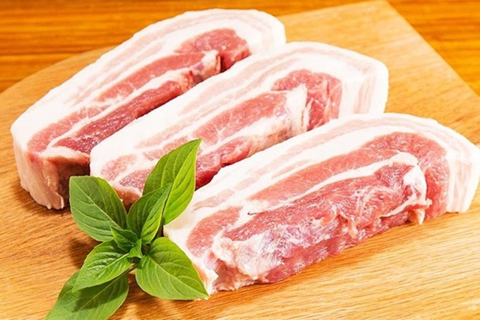 Thịt heo là thực phẩm phổ biến trong bữa ăn của người Việt vì tốt cho sức khỏe, giàu dinh dưỡng. (Ảnh minh họa)