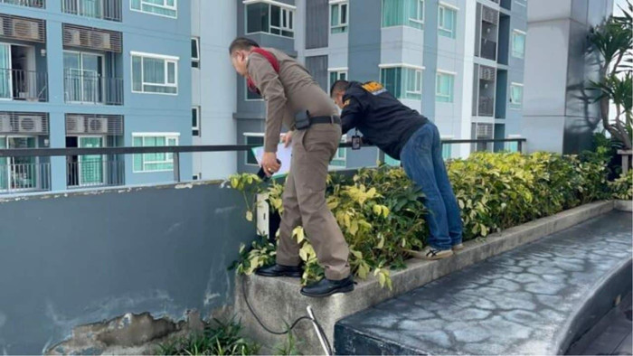 Người đàn ông rơi từ chung cư có 32 tầng xuống đường tử vong, người dân bàng hoàng chứng kiến Ảnh 2