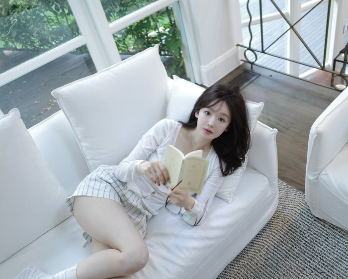 Nhiều khán giả bày tỏ sự lo lắng sau khi biết chế độ ăn kiêng của Kang Min Kyung. Ảnh: IGNV