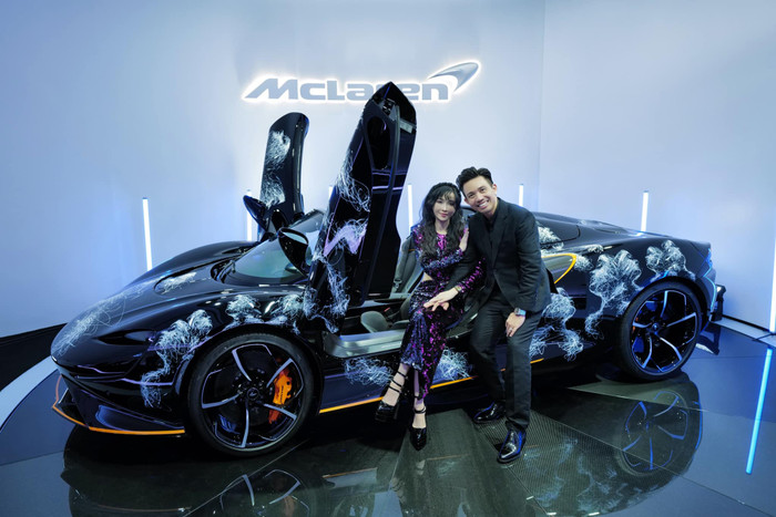 Chiếc McLaren Elva trị giá 143 tỷ đồng được xem là chiếc xe đắt nhất trong bộ sưu tập của Minh Nhựa. (Ảnh: FBNV)