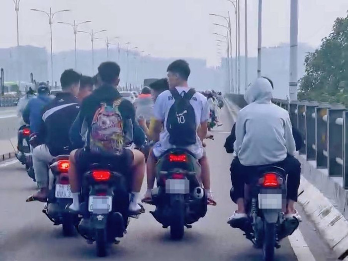 Hình ảnh vi phạm được người dân phản ánh đến đồng chí Cục trưởng Cục CSGT. Ảnh: Công an TP Hà Nội