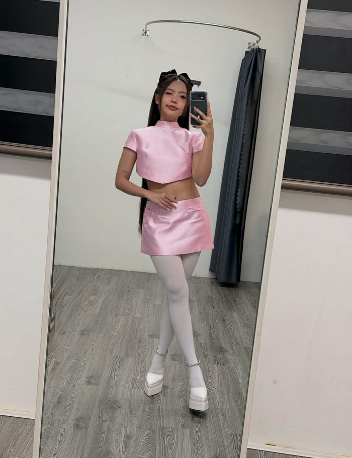 Phương Mỹ Chi đang dần khẳng định hình ảnh của một nghệ sĩ trẻ đầy tài năng trong showbiz Việt (Ảnh: ISNV).