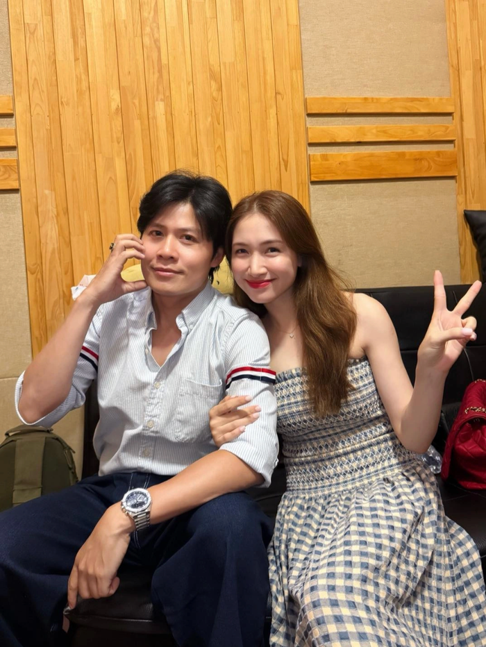 Hòa Minzy và nhạc sĩ Nguyễn Văn Chung có mối quan hệ khá thân thiết. Ảnh: FBNV