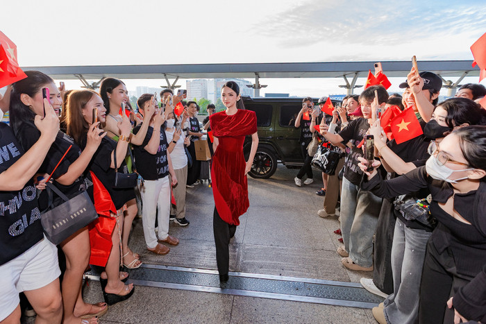 Xúc động lời nhắn Nguyễn Văn Chung gửi đến Hoa hậu Hương Giang Ảnh 3