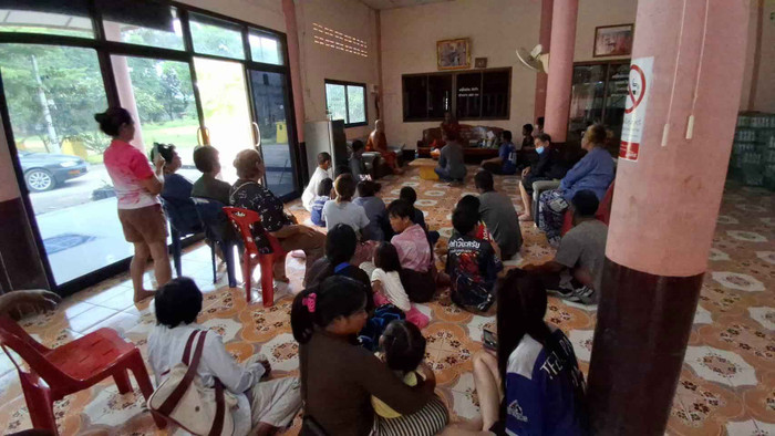 Sư trụ trì ăn chặn gần 70 triệu đồng, người dân kéo đến chùa làm loạn Ảnh 2