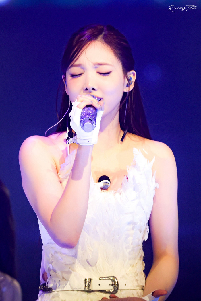 Nữ ca sĩ vướng nghi vấn hát nhép trên sân khấu dù đã hoạt động 10 năm, danh tính chẳng ai xa lạ Ảnh 1