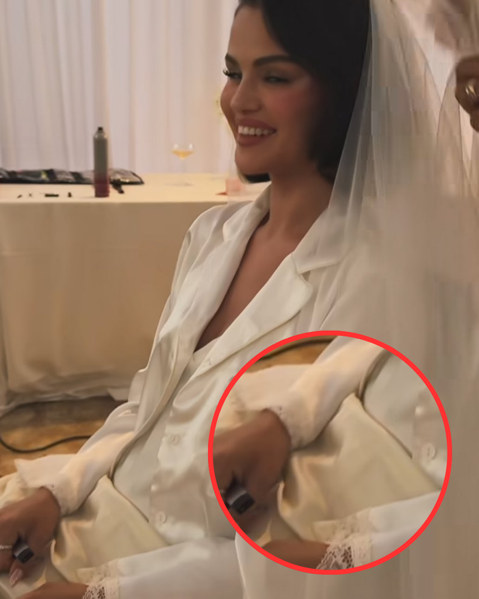 Nữ ca sĩ nổi tiếng vô tư sử dụng thuốc lá điện tử trong lễ cưới, cộng đồng mạng đồng loạt chỉ trích Ảnh 2