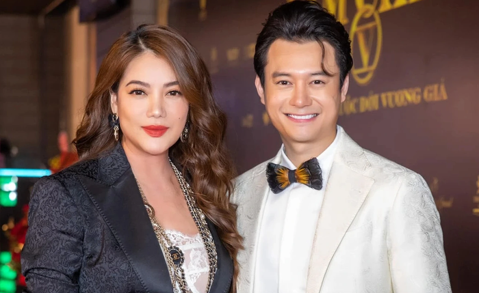 Sau ly hôn, Trương Ngọc Ánh công khai mối quan hệ với diễn viên Anh Dũng và cả hai được cho là có mối tình kéo dài 4 năm.